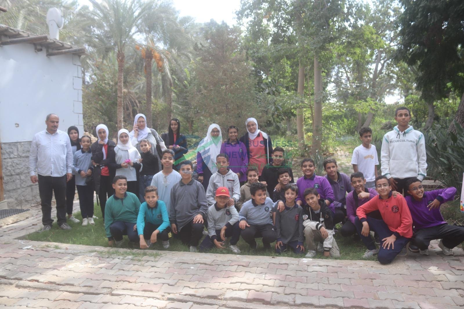 رئيس جهاز العاشر من رمضان يستقبل طلاب مدرستين في زيارة تعليمية (صور) - إيجي بيزنس f4babfd7 96ae 428d b4e2 a2c2218ddacf e12701 - إيجي بيزنس